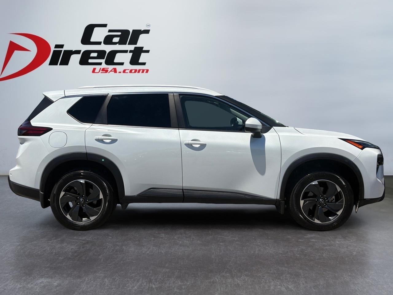 2024 Nissan Rogue SV, BLIND SPOT ALERT, LANE KEEP ASSIST, PANORAMIC MOONROOF, APPLE CARPLAY/ANDROID AUTO, POWER LIFTAGTE, AUTO START/STOP, HEATED STEERING WHEEL & SEATS, ONLY 1 OWNER, RIDE THIS ROGUE ON THE ROAD! Virginia Beach VA