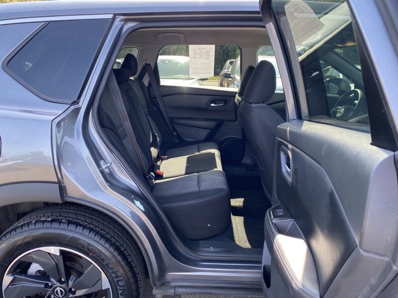 2024 Nissan Rogue SV Bristol  PA