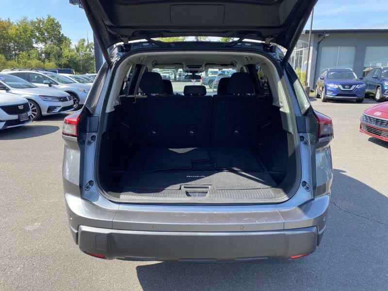 2024 Nissan Rogue SV Bristol  PA