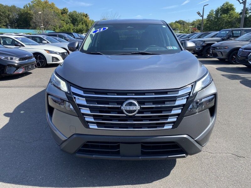 2024 Nissan Rogue SV Bristol  PA