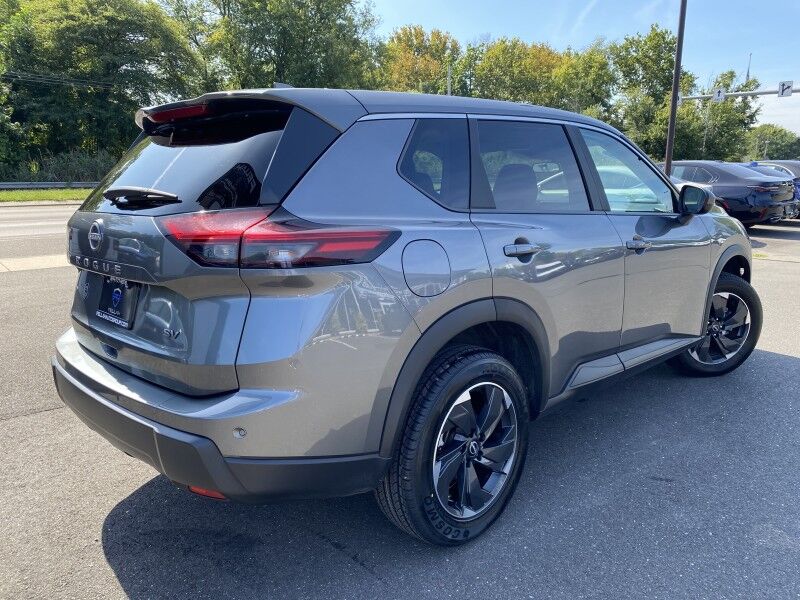 2024 Nissan Rogue SV Bristol  PA