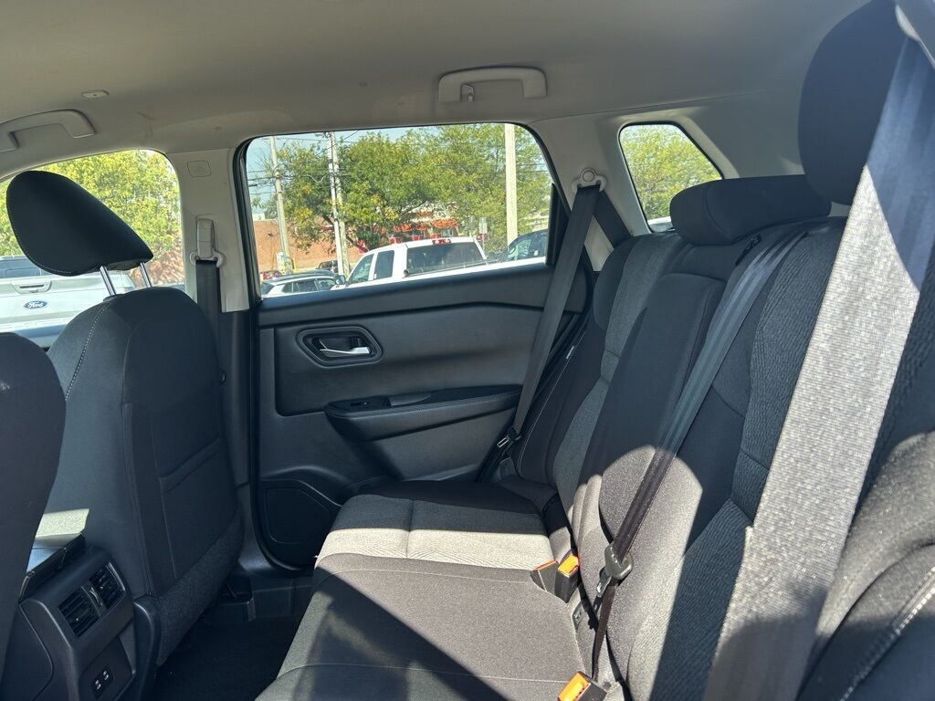 2024 Nissan Rogue SV Crestwood KY