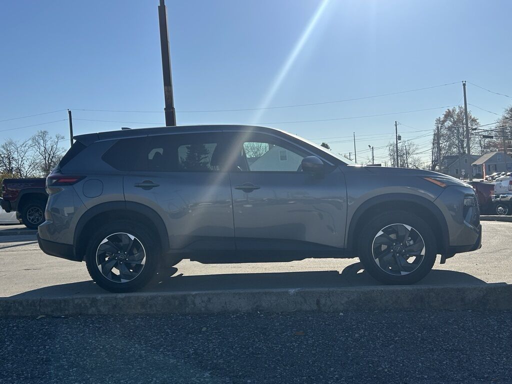 2024 Nissan Rogue SV Crestwood KY