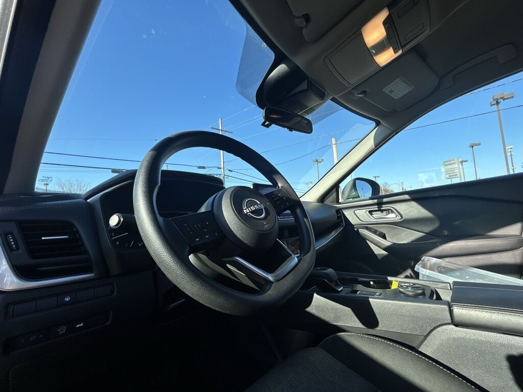 2024 Nissan Rogue SV Crestwood KY