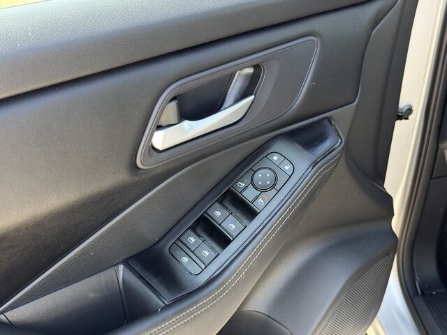 2024 Nissan Rogue SV Crestwood KY