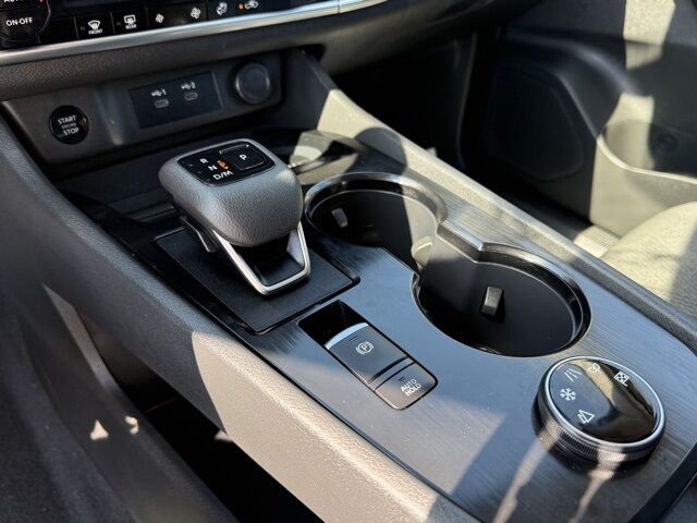 2024 Nissan Rogue SV Crestwood KY