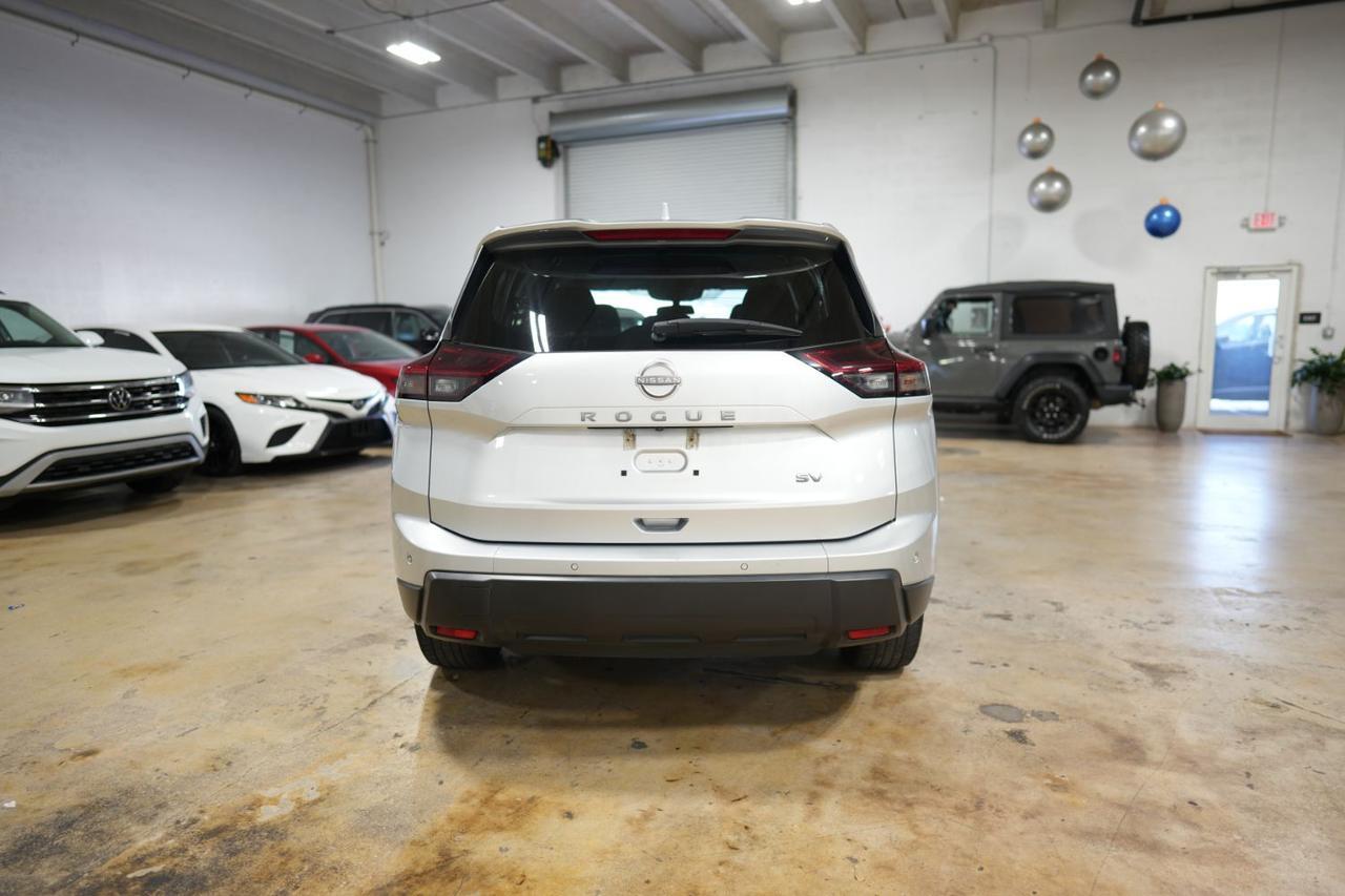 2024 Nissan Rogue SV FWD
