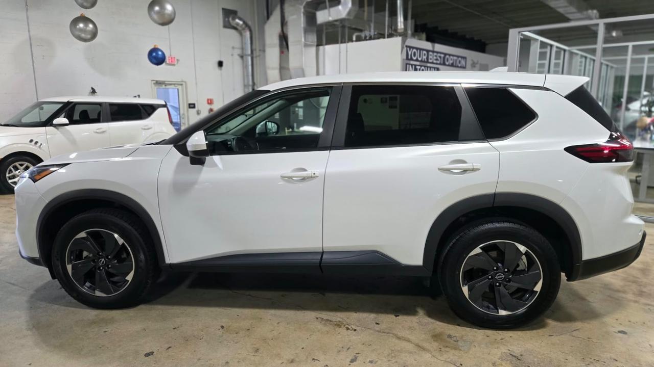 2024 Nissan Rogue SV FWD