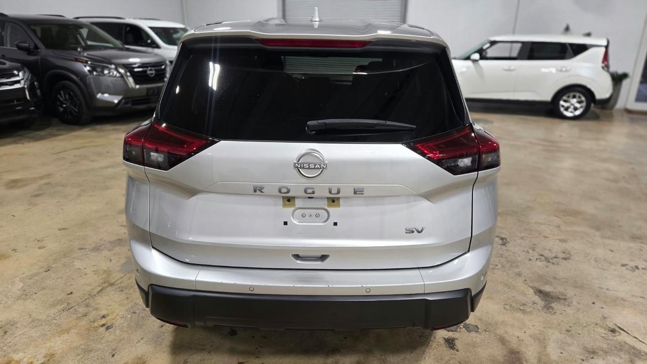 2024 Nissan Rogue SV FWD
