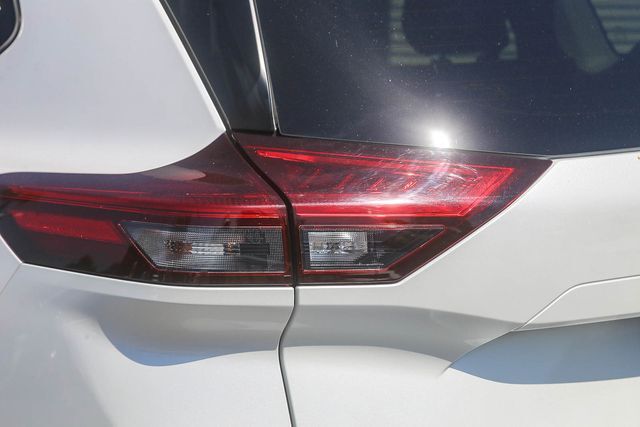 2024 Nissan Rogue SV Glendale CA