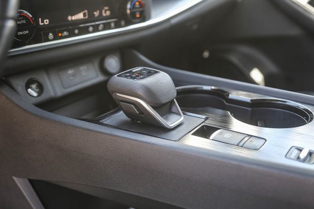 2024 Nissan Rogue SV Glendale CA