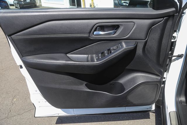 2024 Nissan Rogue SV Glendale CA