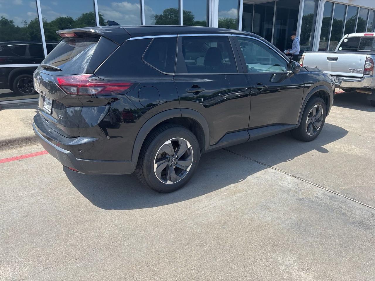 2024 Nissan Rogue SV Hurst TX