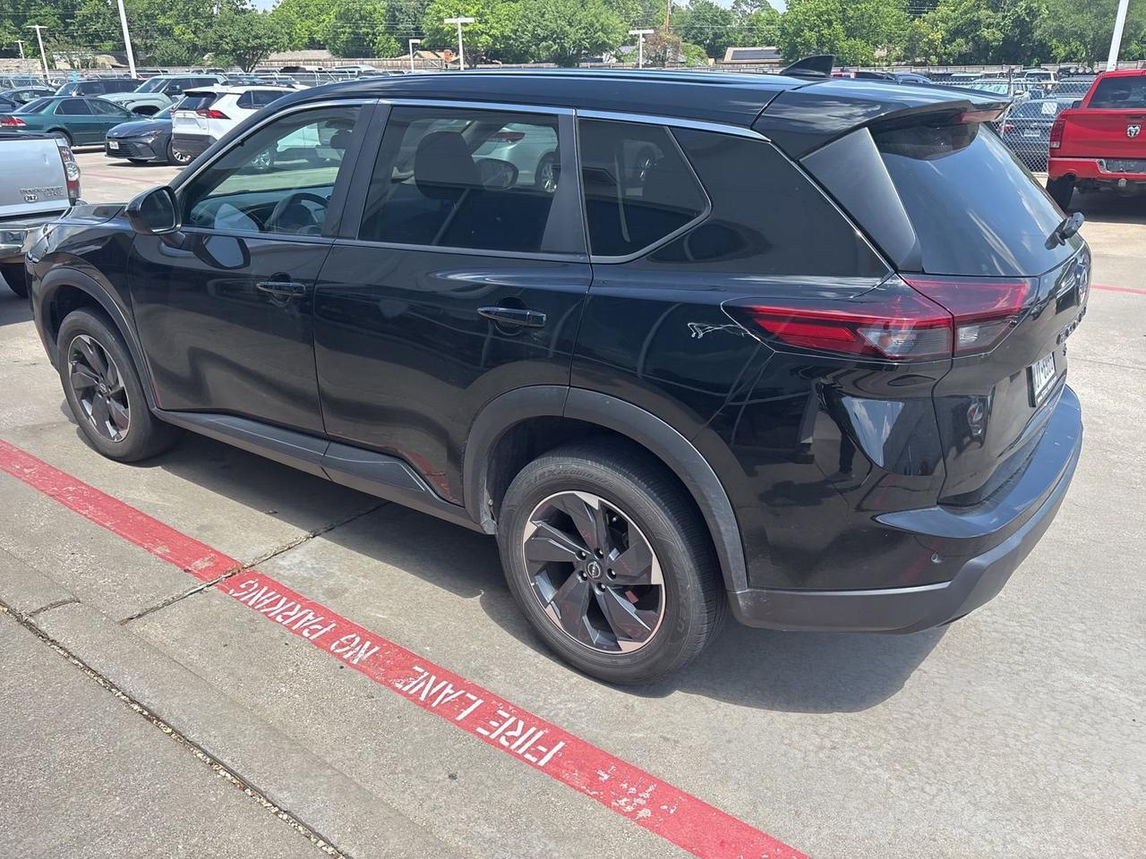 2024 Nissan Rogue SV Hurst TX