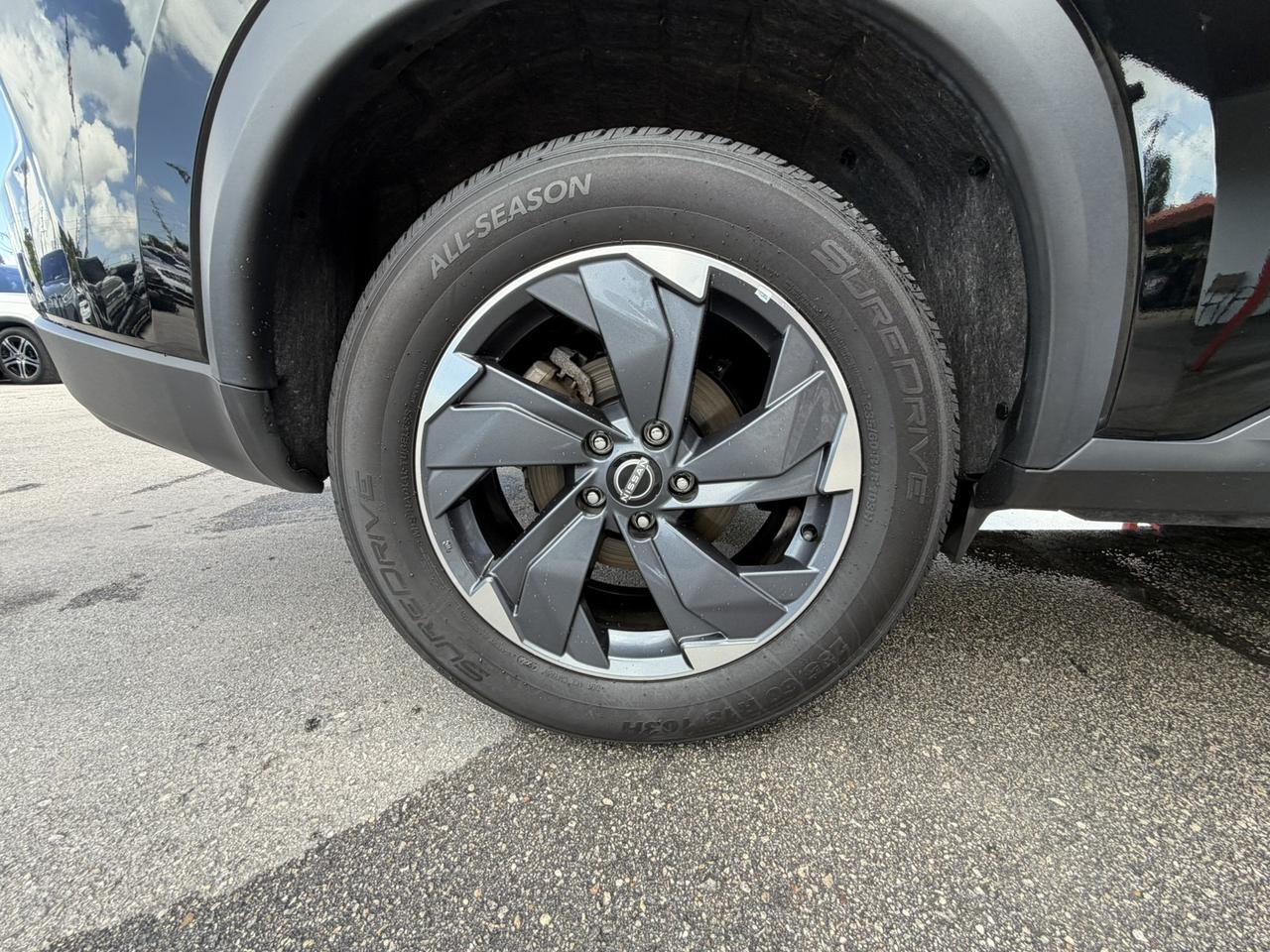 2024 Nissan Rogue SV Hollywood FL