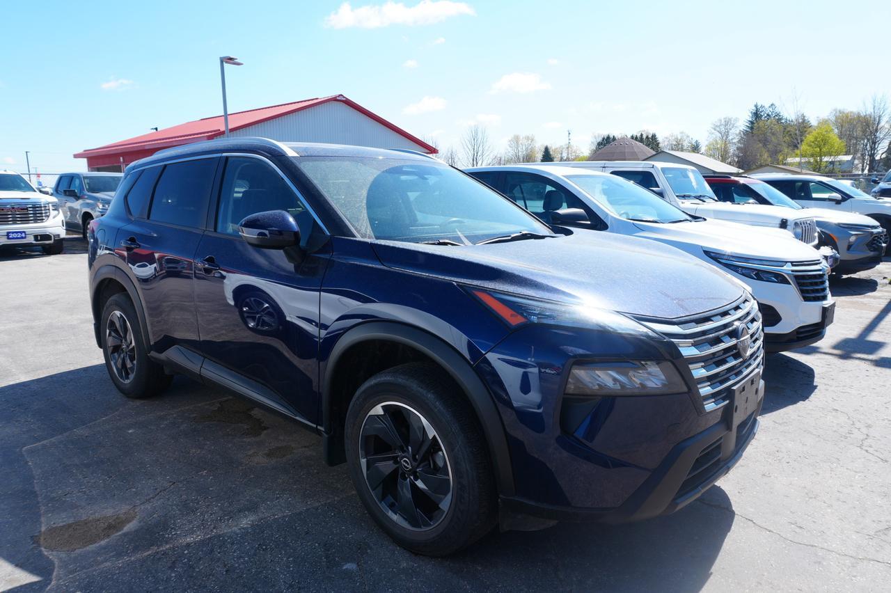 2024 Nissan Rogue SV Moonroof