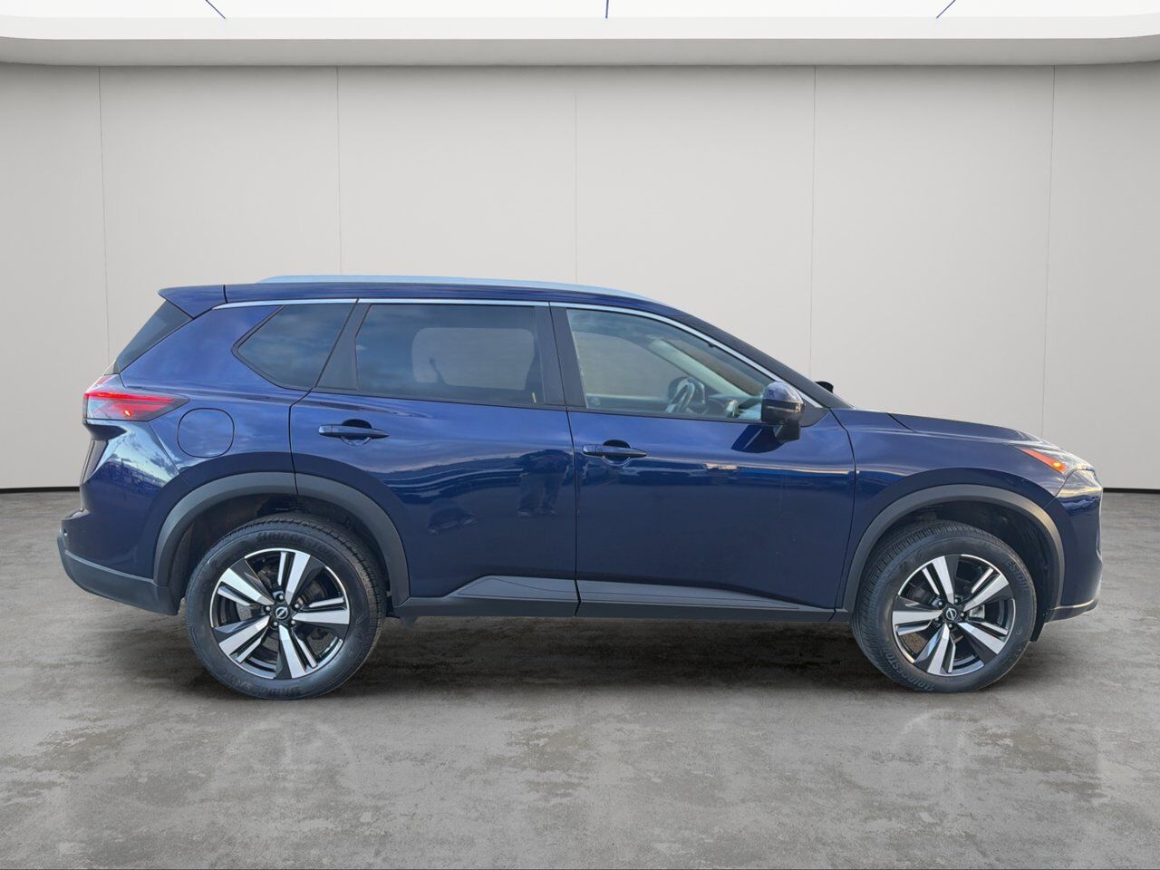 2024 Nissan Rogue SV Moonroof Sherwood Park AB
