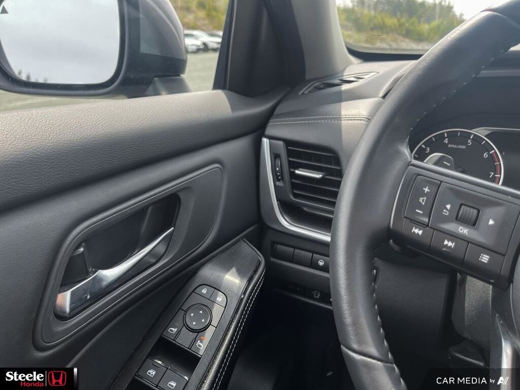 2024 Nissan Rogue SV Moonroof St. John's NL