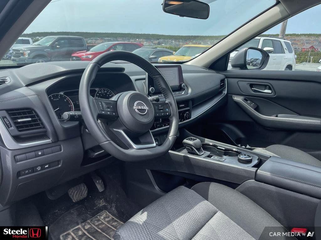 2024 Nissan Rogue SV Moonroof St. John's NL
