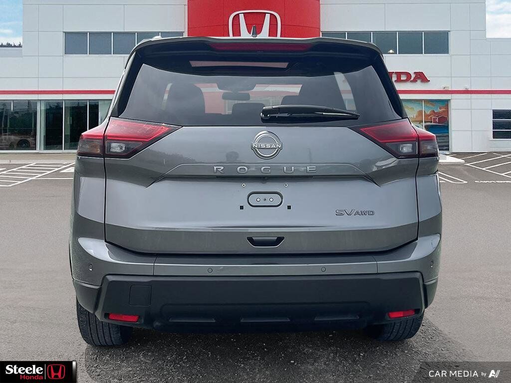 2024 Nissan Rogue SV Moonroof St. John's NL