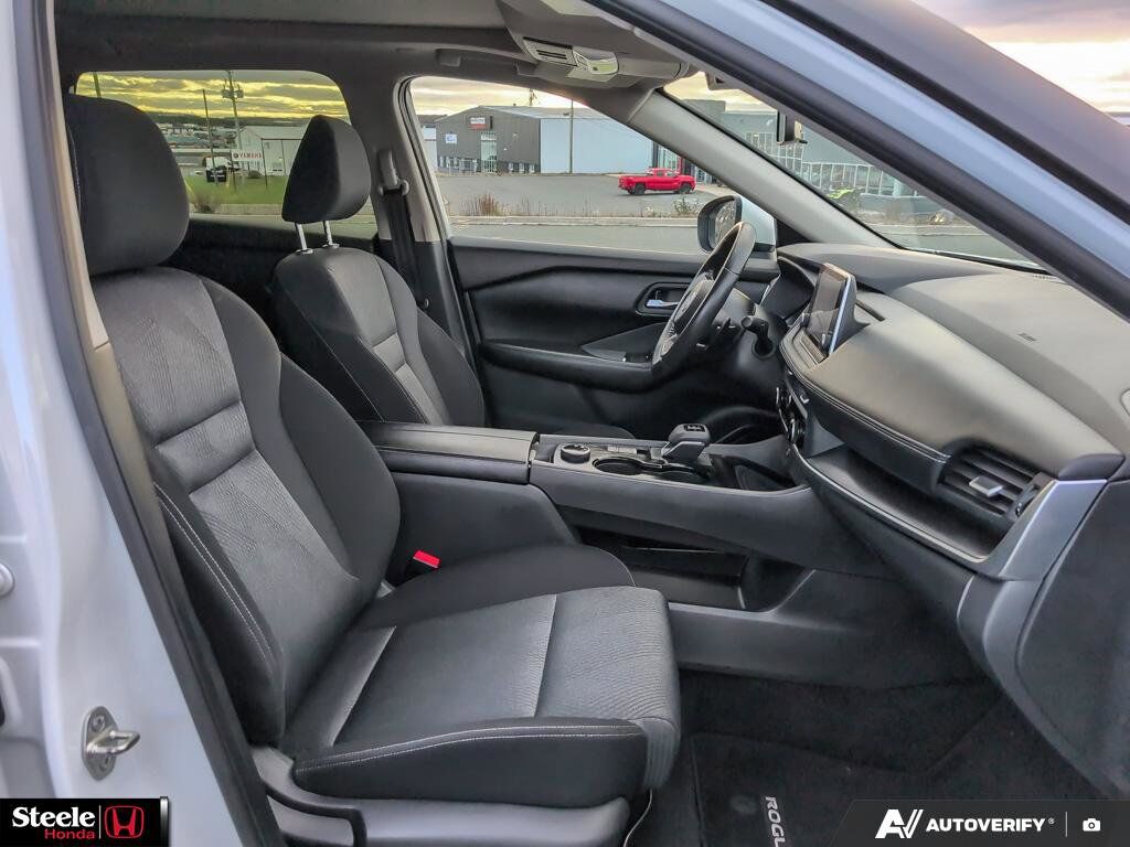 2024 Nissan Rogue SV Moonroof St. John's NL