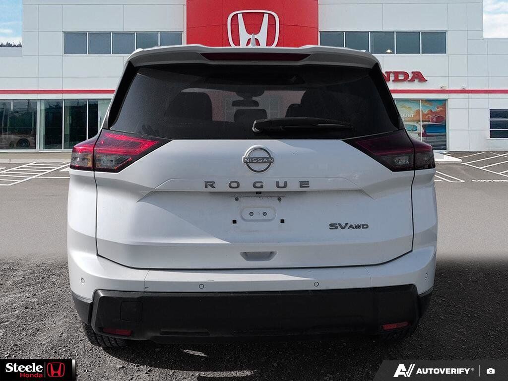 2024 Nissan Rogue SV Moonroof St. John's NL
