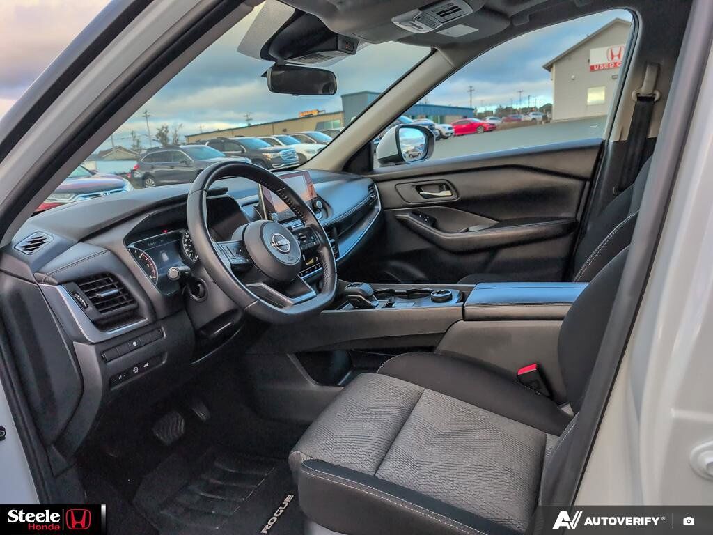 2024 Nissan Rogue SV Moonroof St. John's NL