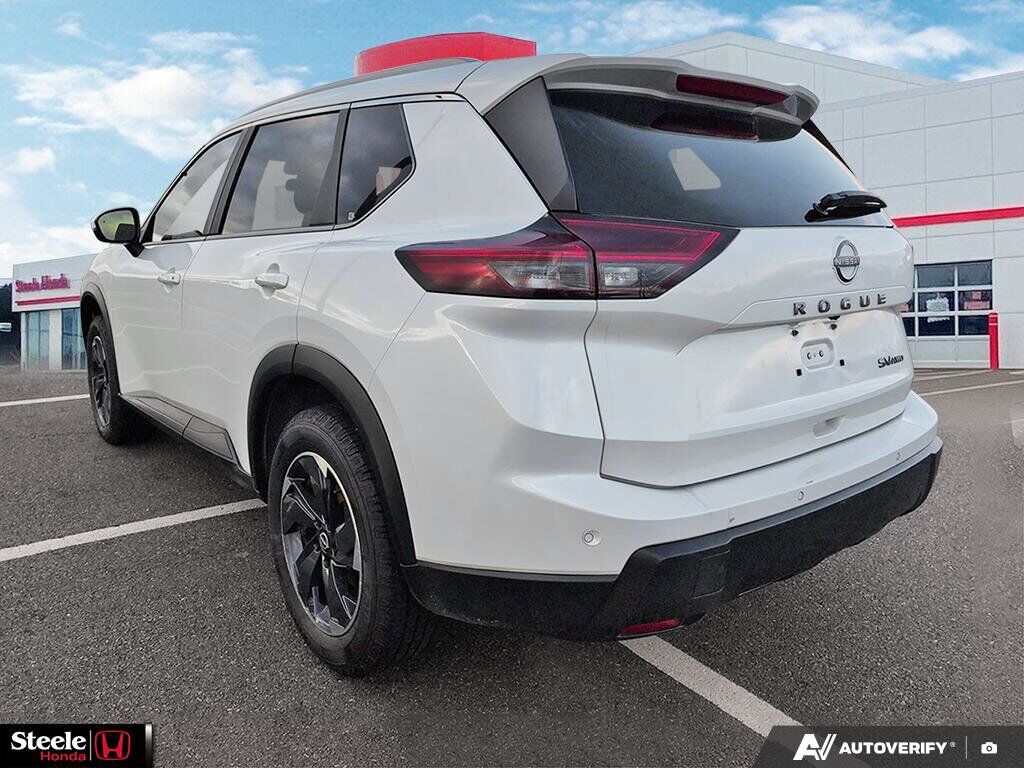 2024 Nissan Rogue SV Moonroof St. John's NL