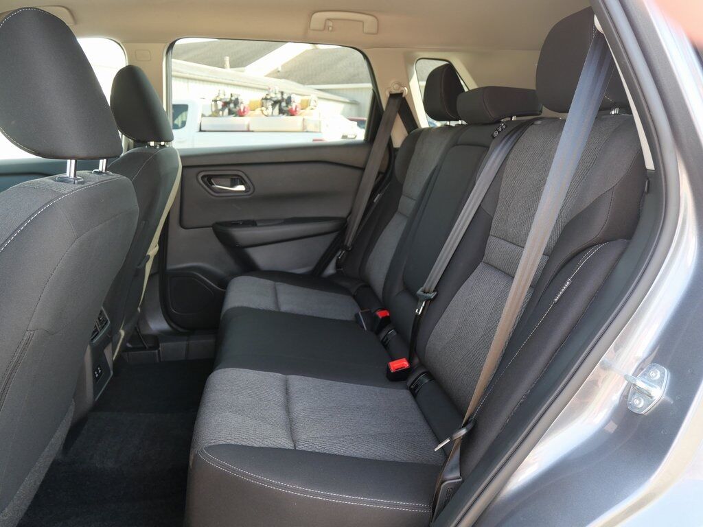 2024 Nissan Rogue SV Mt Pleasant MI