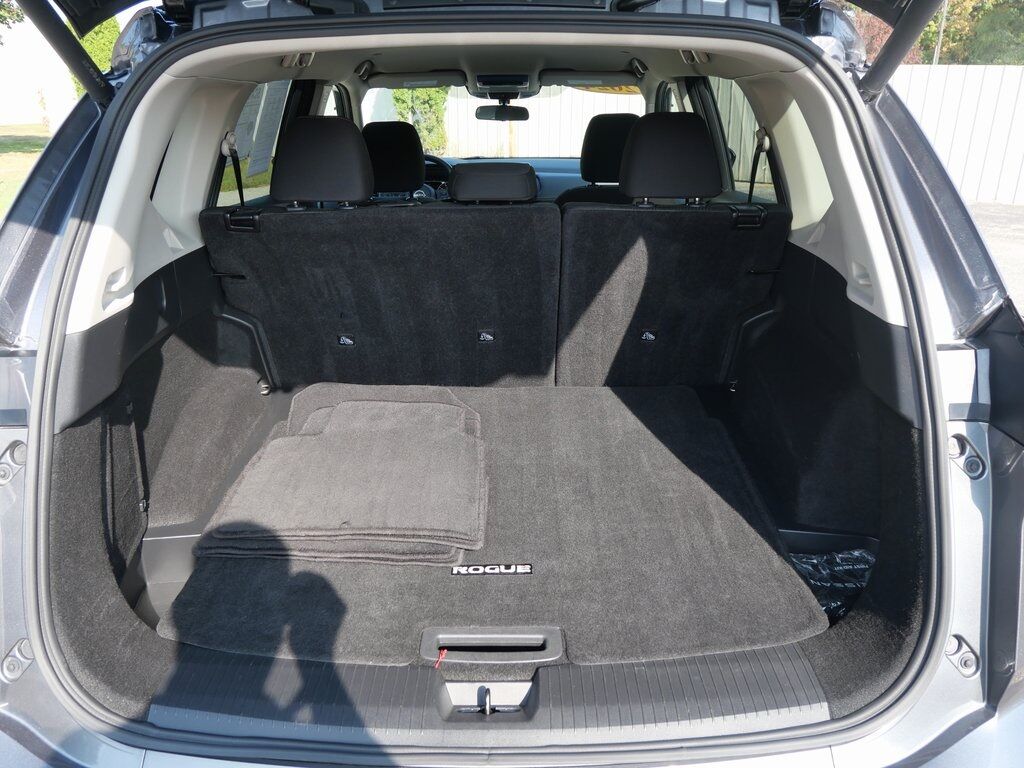 2024 Nissan Rogue SV Mt Pleasant MI