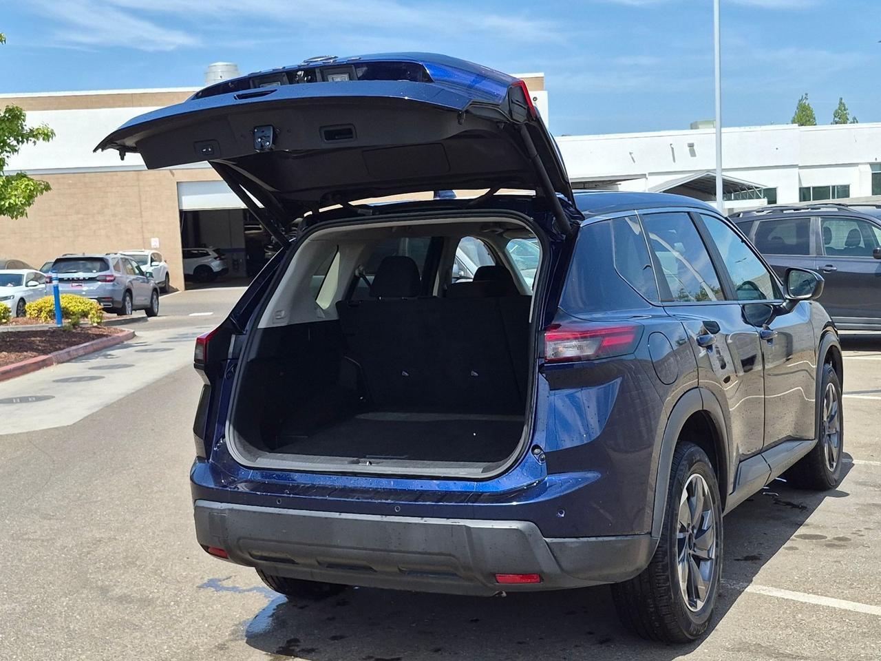 2024 Nissan Rogue SV Roseville CA