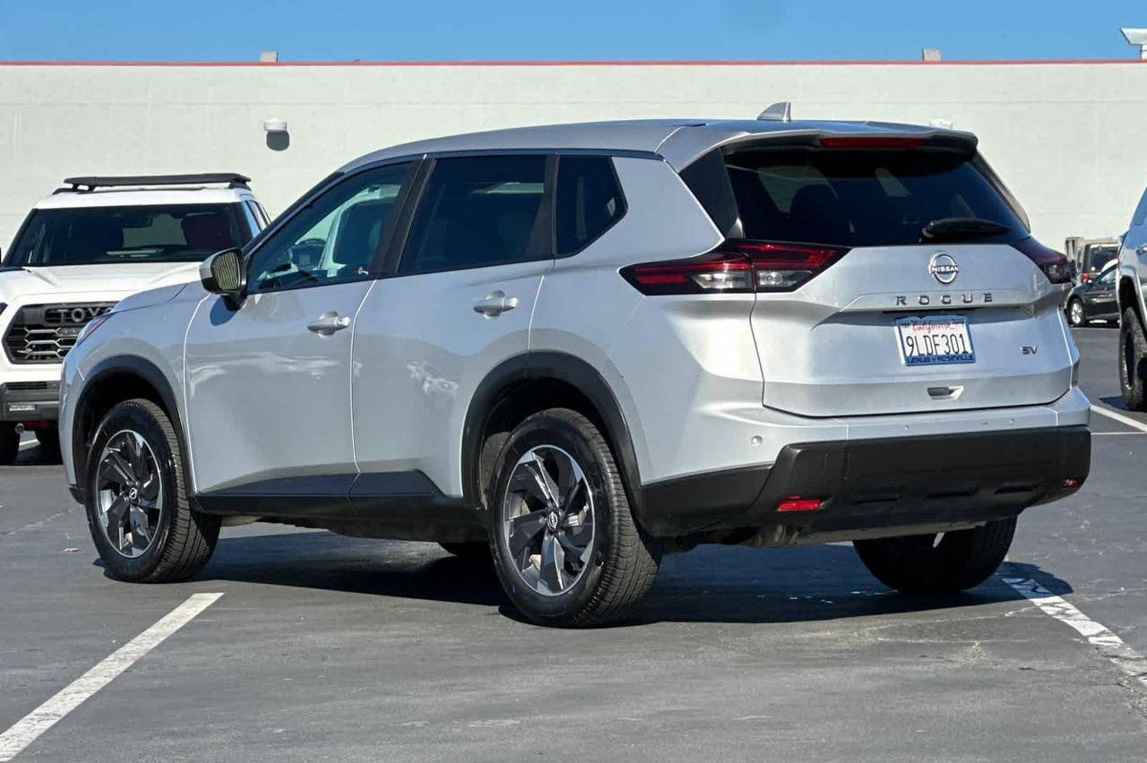 2024 Nissan Rogue SV Roseville CA