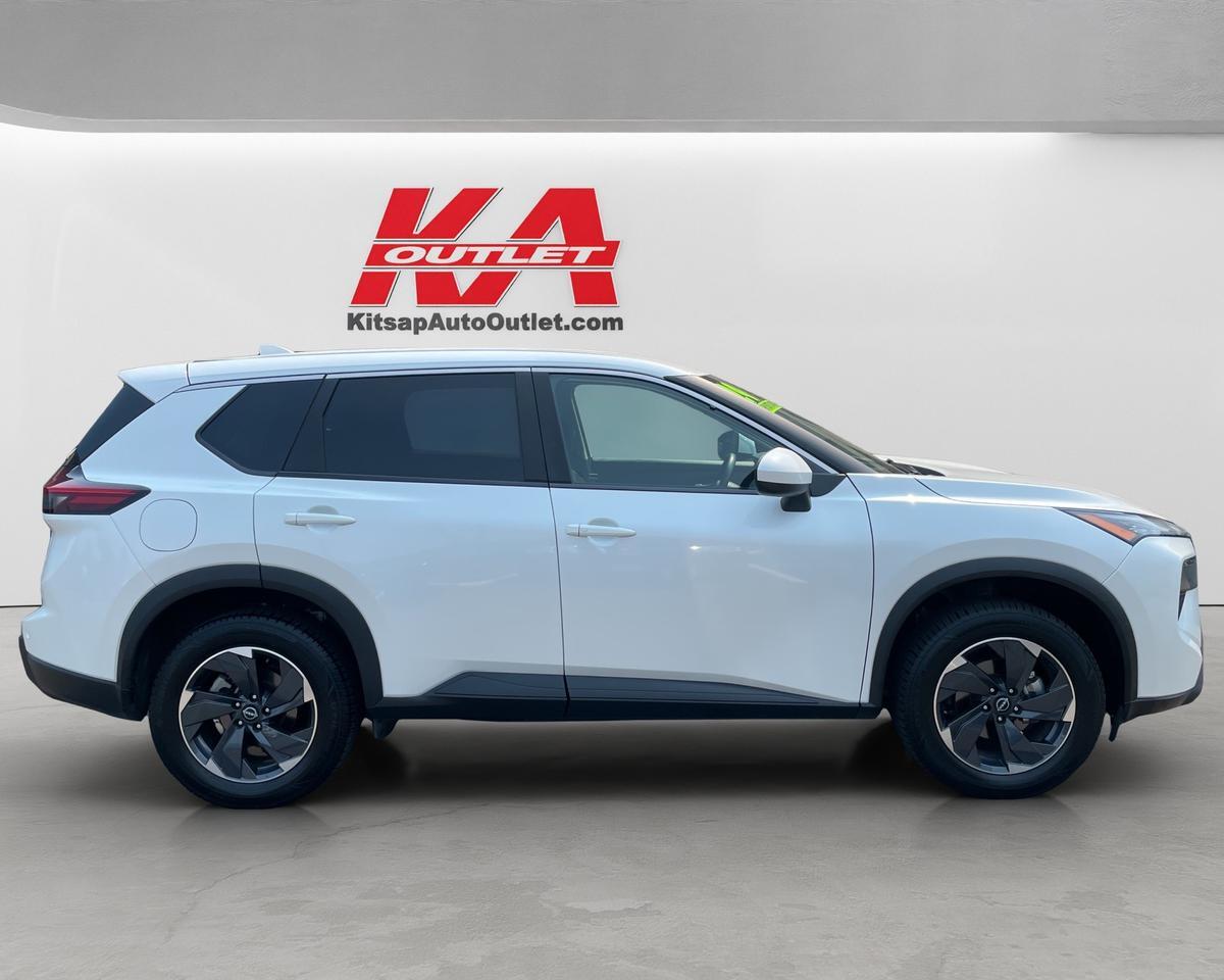 2024 Nissan Rogue SV Sport Utility 4D