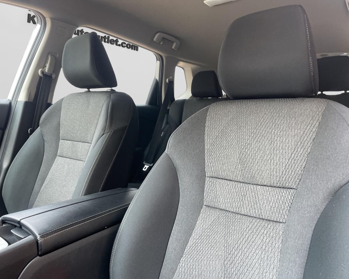 2024 Nissan Rogue SV Sport Utility 4D Port Orchard WA