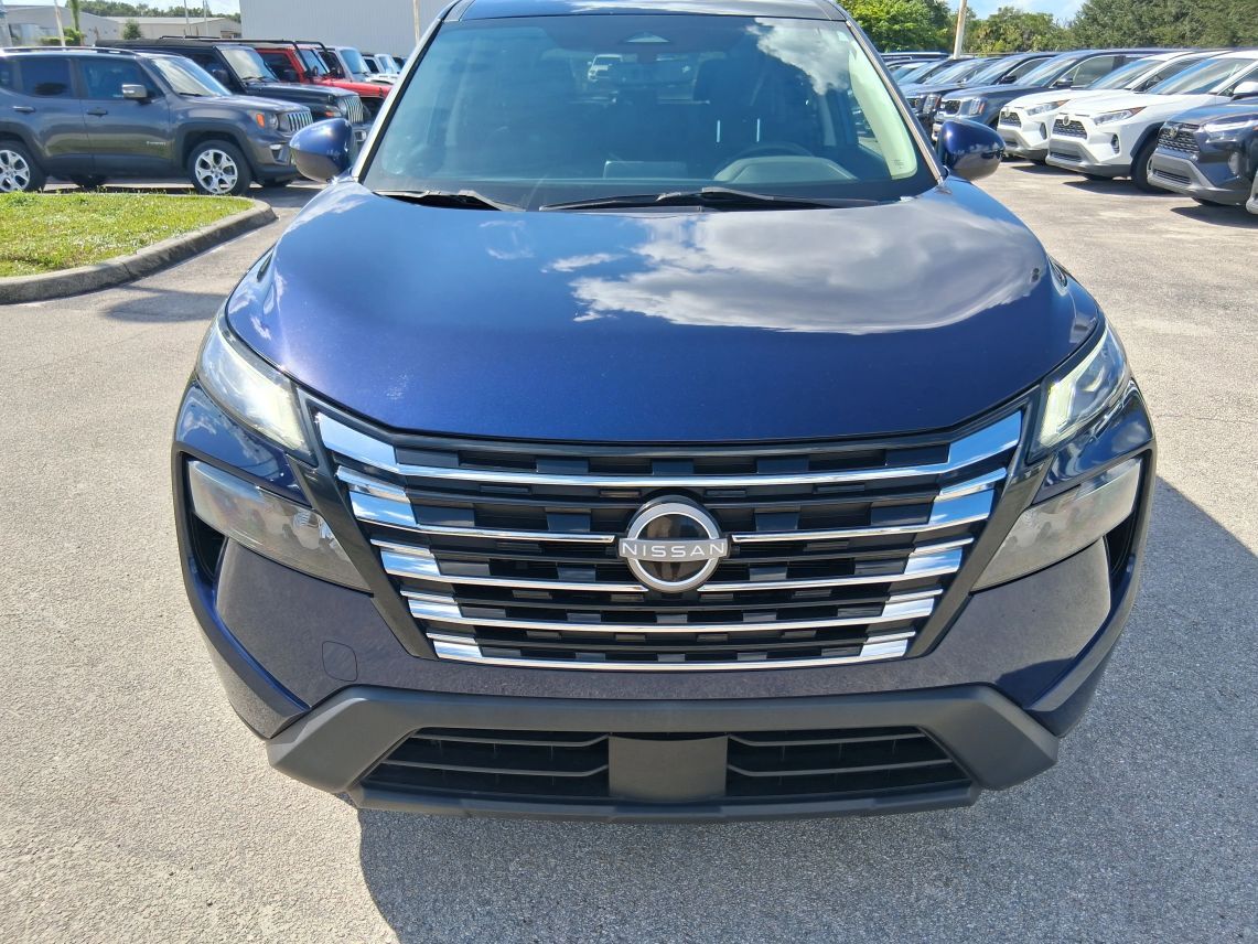 2024 Nissan Rogue SV Sport Utility 4D