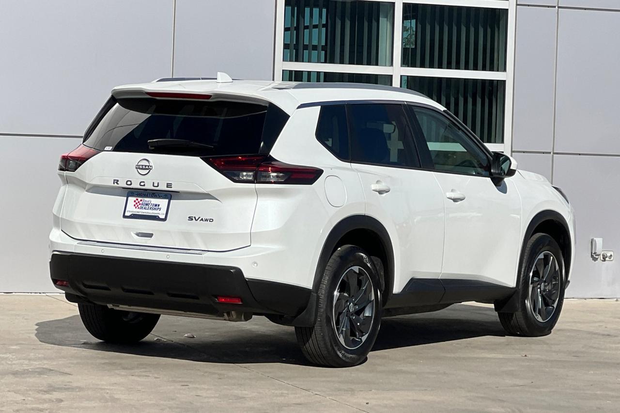 2024 Nissan Rogue SV Ontario OR