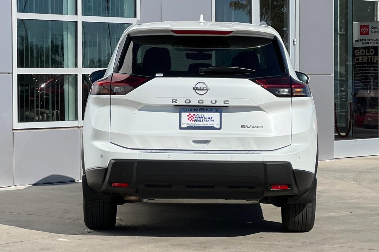 2024 Nissan Rogue SV Ontario OR