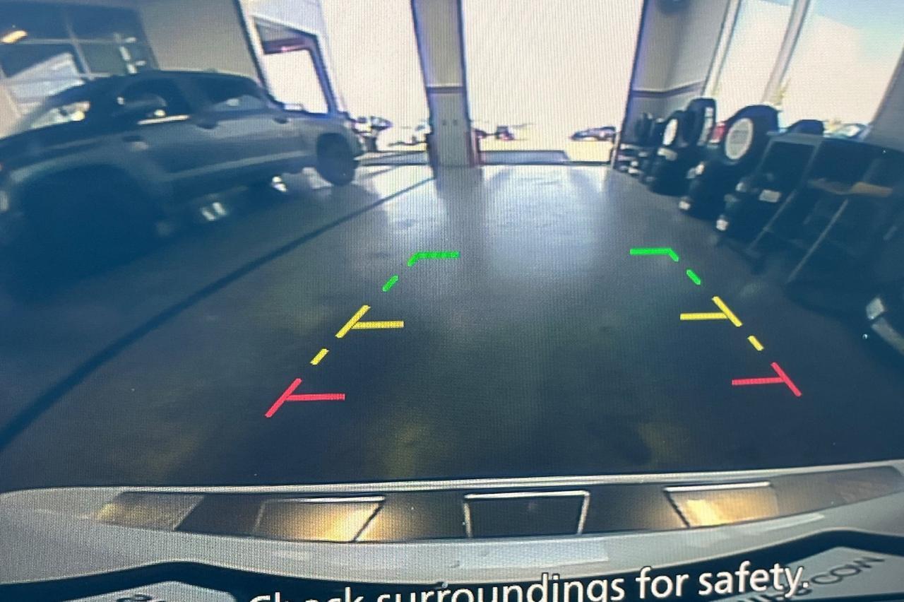 2024 Nissan Rogue SV Ontario OR