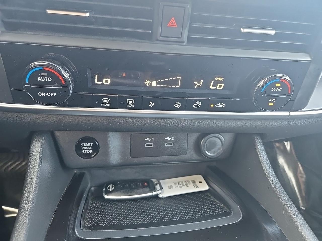 2024 Nissan Rogue SV West Burlington IA