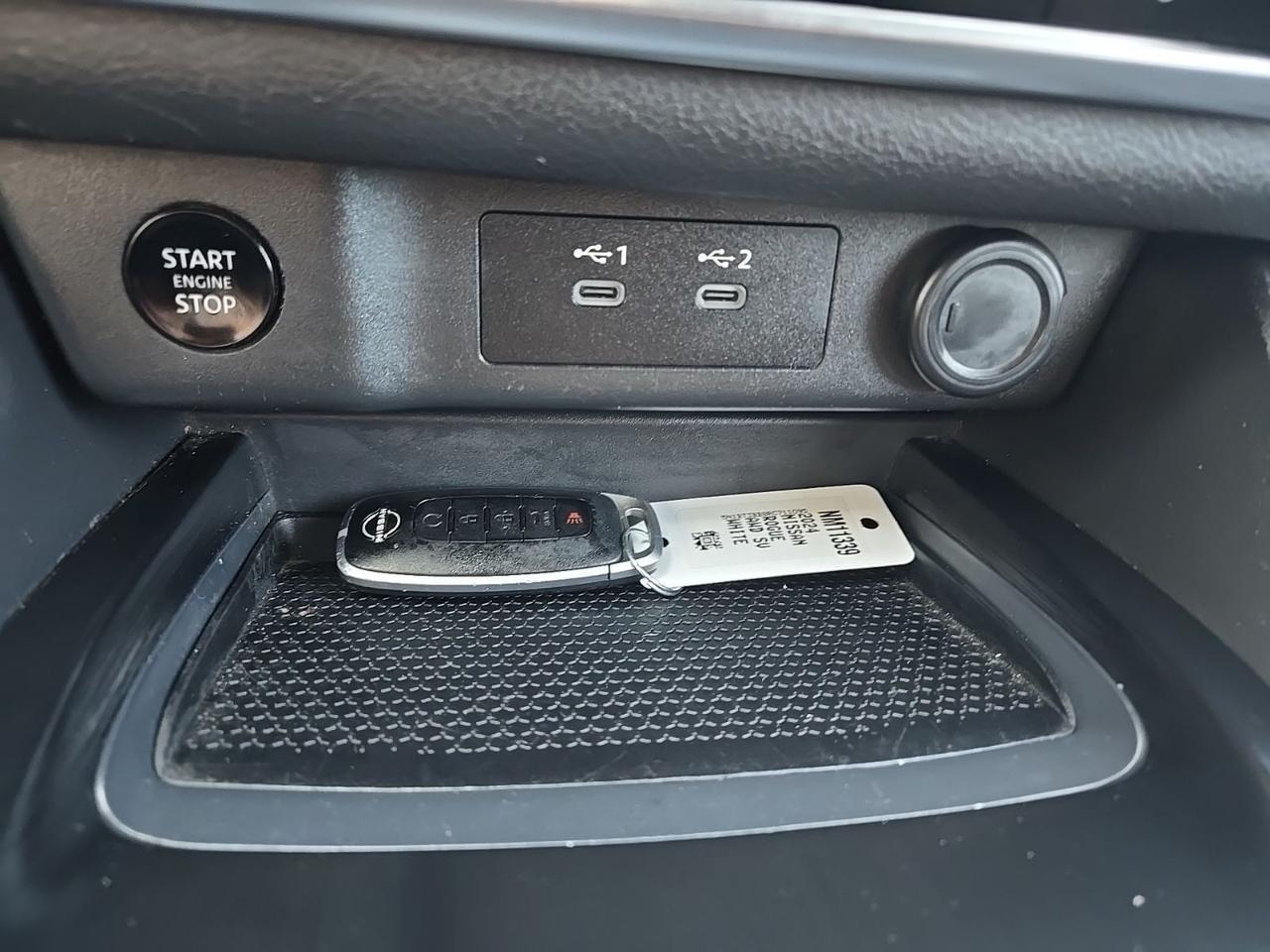 2024 Nissan Rogue SV West Burlington IA