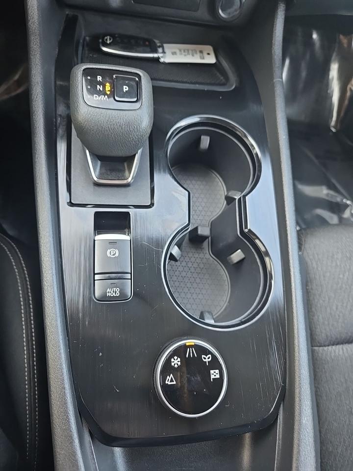 2024 Nissan Rogue SV West Burlington IA