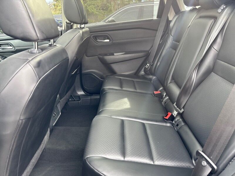 2024 Nissan Rogue SV w/PREMIUM PKG. LTHR. PANO SUNR. Seffner FL