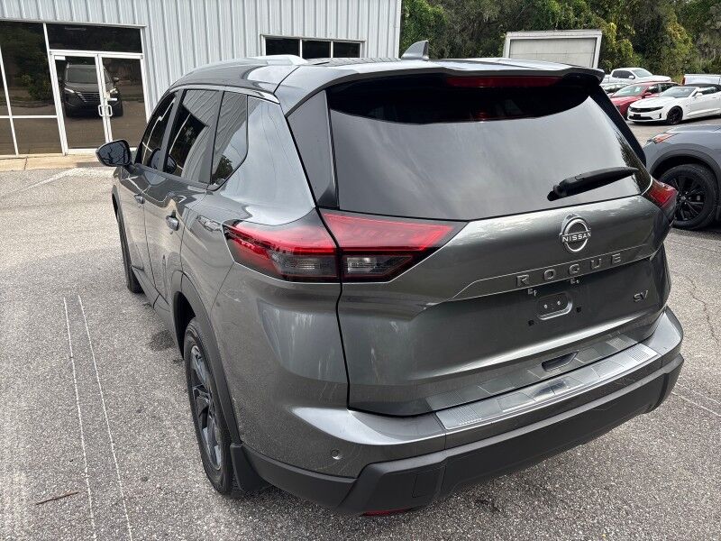 2024 Nissan Rogue SV w/PREMIUM PKG. LTHR. PANO SUNR. Seffner FL