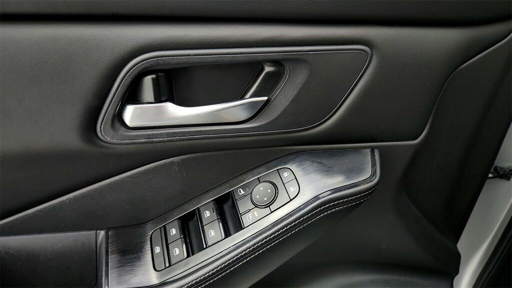 2024 Nissan Rogue SV Laurel MD