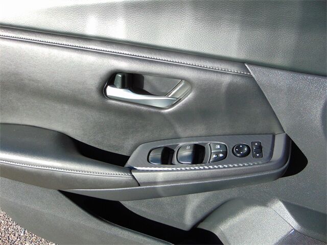 2024 Nissan Sentra SV Santa Fe NM