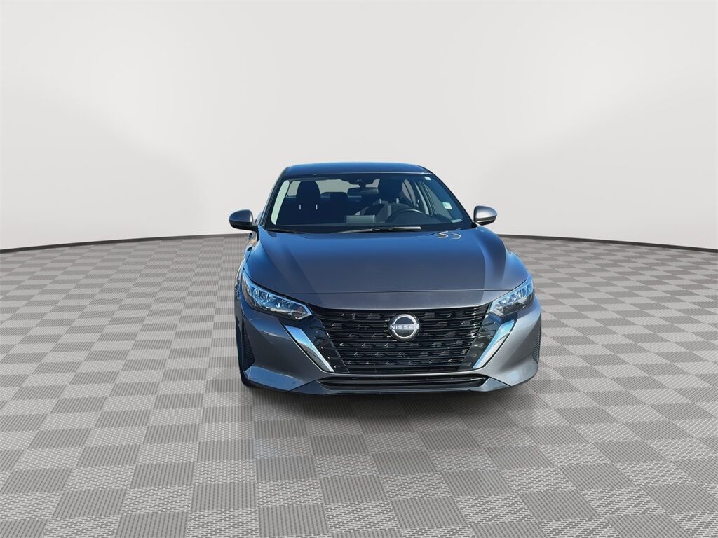 2024 Nissan Sentra SV photo 3