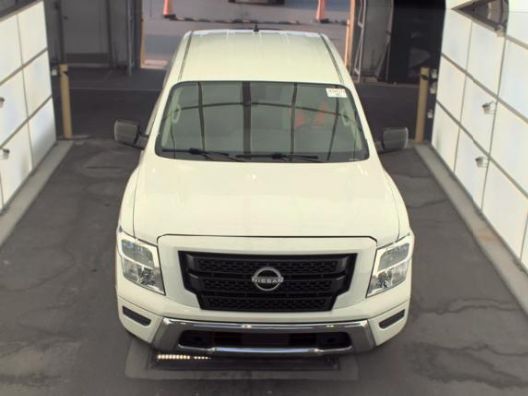 2024 Nissan TITAN Crew Cab SV 4x2