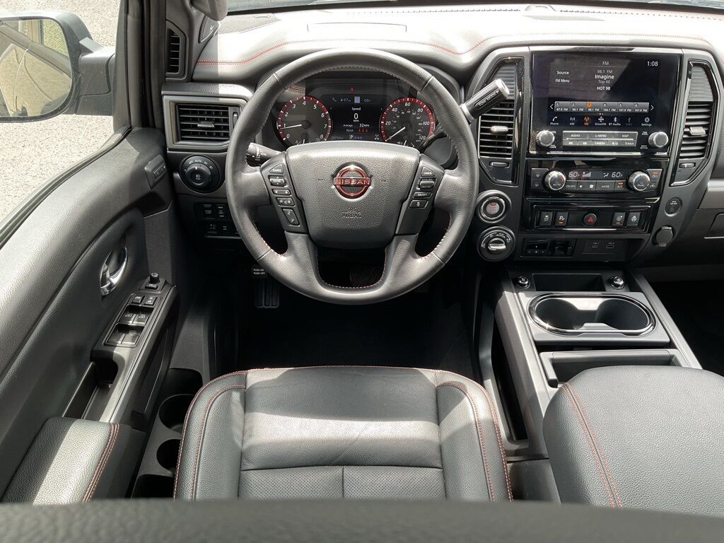 2024 Nissan Titan PRO-4X Duluth MN
