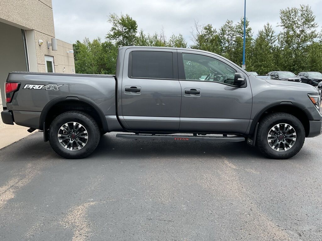 2024 Nissan Titan PRO-4X Duluth MN