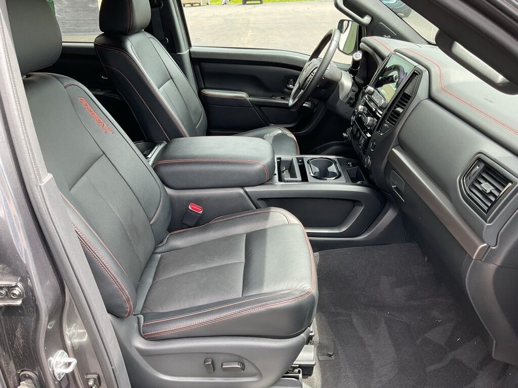 2024 Nissan Titan PRO-4X Duluth MN